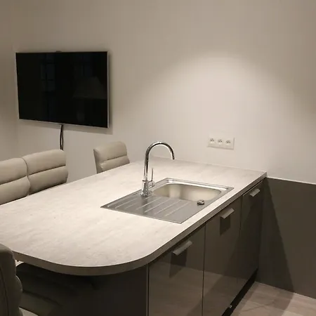 Les Dentelles - Meuble Design Petite France